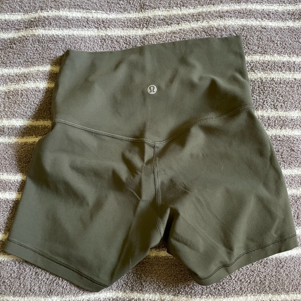 lululemon athletica Olive Green 4” align shorts